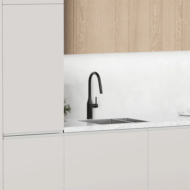 Смеситель для кухни Sancos Grand SC4002MB с вытяжным изливом, черный матовый Sancos — Оригинал