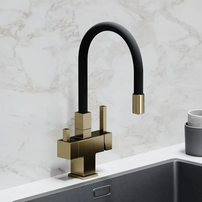 Смеситель для кухни Sancos Arno SC4005BG с гибким изливом, брашированное золото Sancos — Оригинал